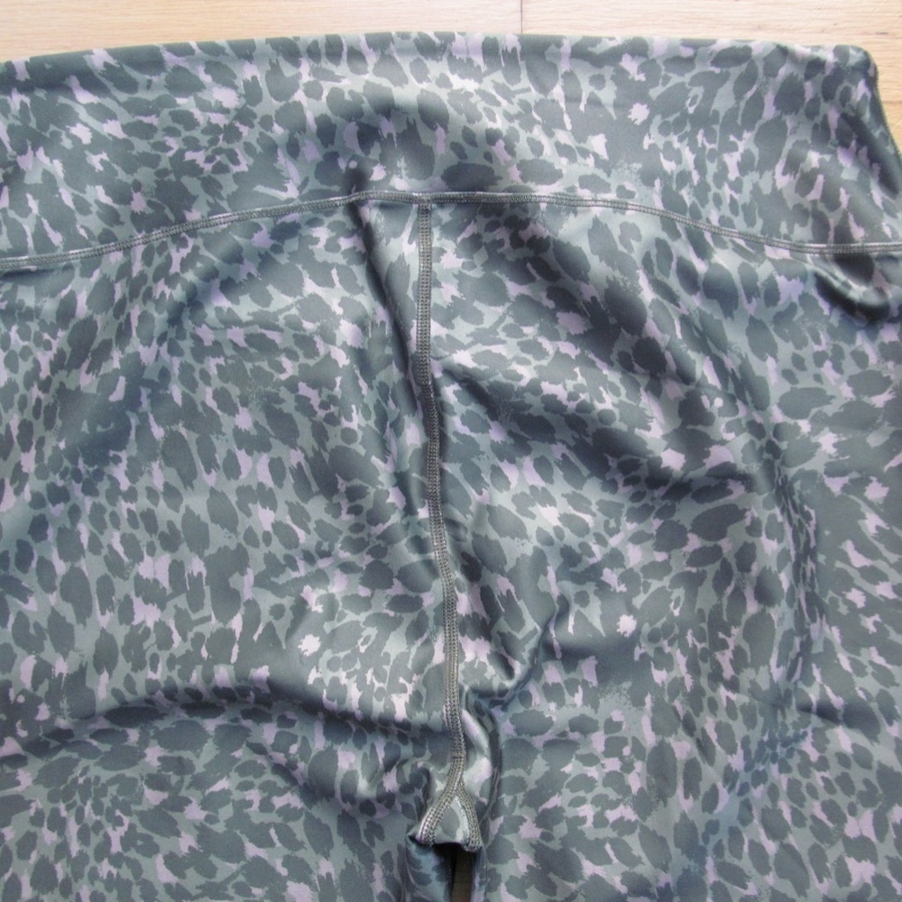 Good American Green Leopard Print Good Waist Leggings Women's 6 - 3XL - Picture 5 of 8